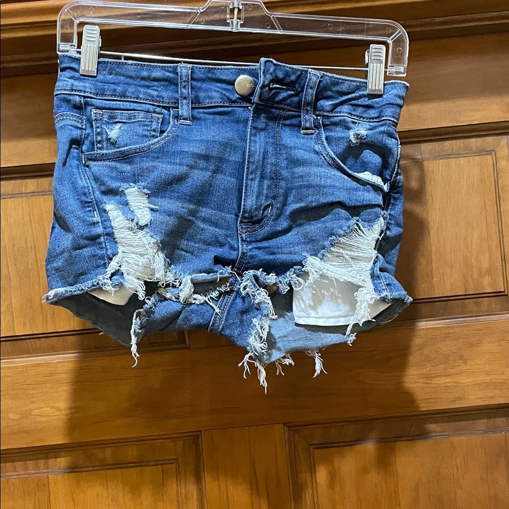 American Eagle size 2 Distressed Blue Denim Shorts